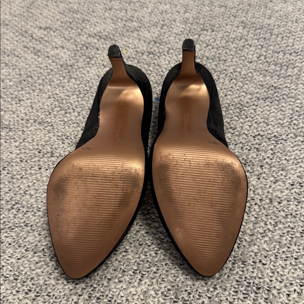 Bcbgeneration Black Textured Platform Heels Size 9 - image 6